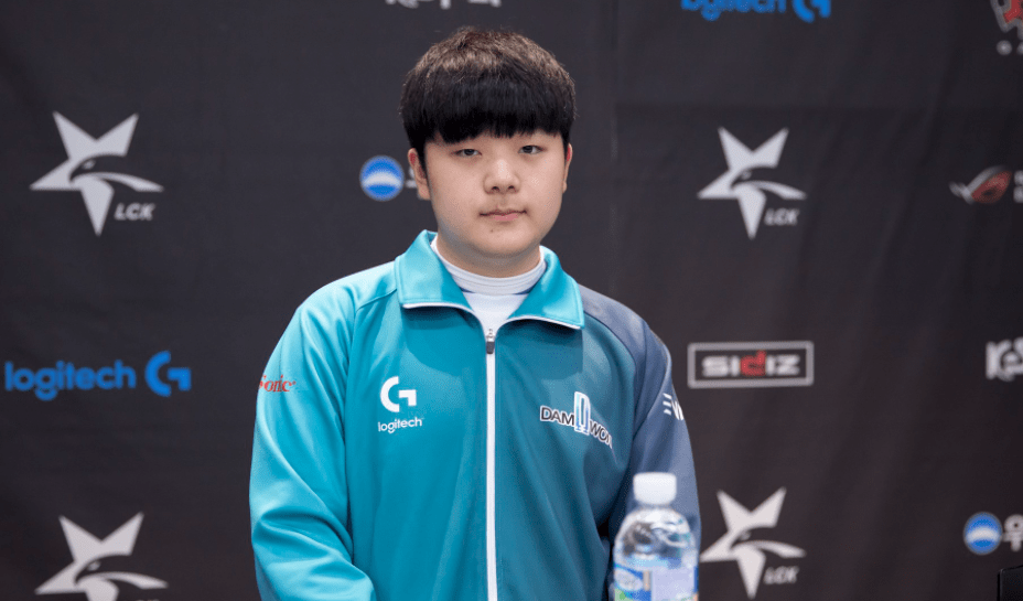 尤其是在多 尤其是在多