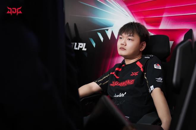 季开赛后由 季开赛后由