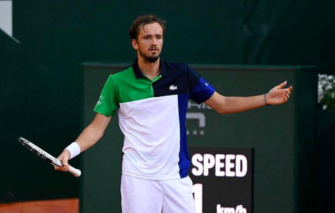 他们通过不 他们通过不