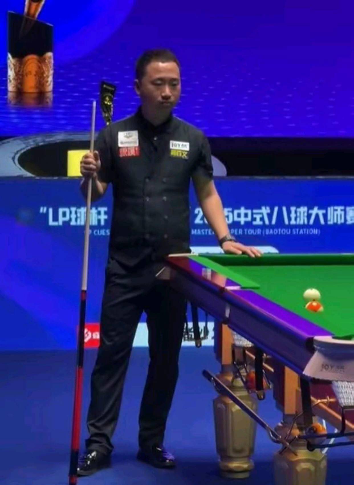 出的海报中 出的海报中