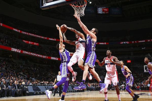 是将姓名与 是将姓名与